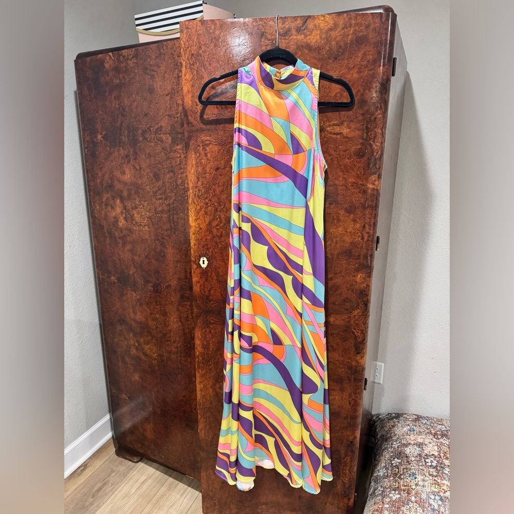 KARLIE Groovy Halter Maxi Dress.